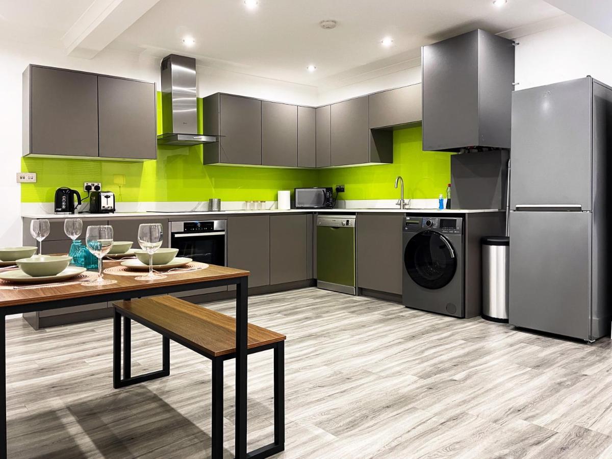 Karen'S Place In Windsor Luaran gambar