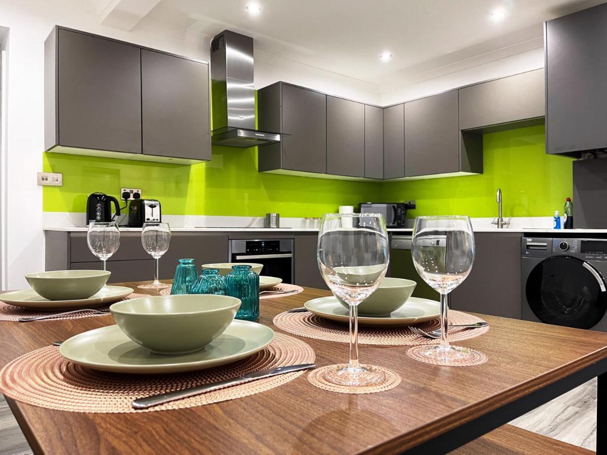 Karen'S Place In Windsor Luaran gambar