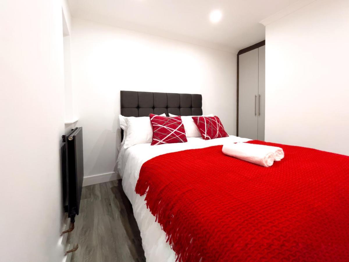 Karen'S Place In Windsor Luaran gambar