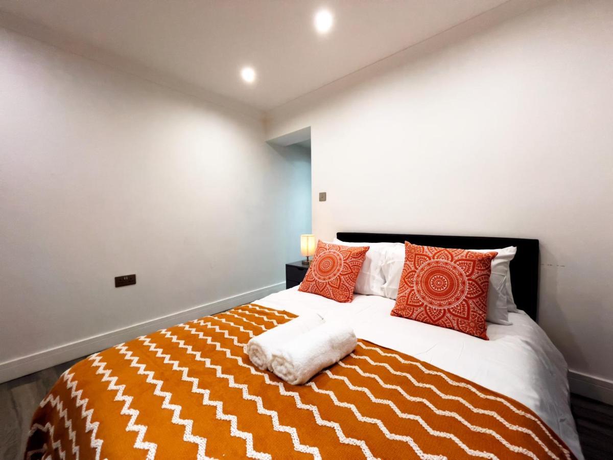 Karen'S Place In Windsor Luaran gambar