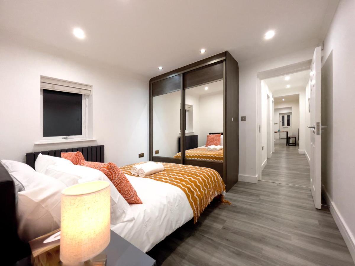 Karen'S Place In Windsor Luaran gambar